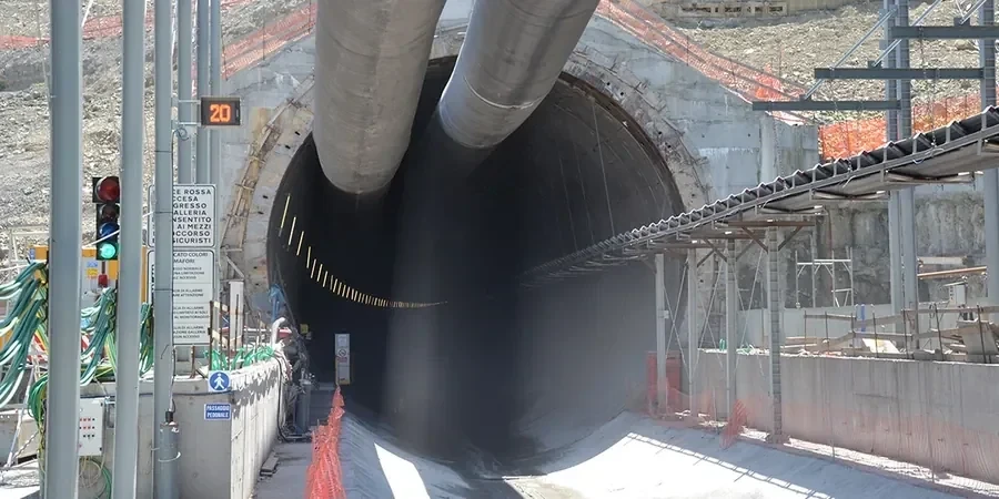Diseño geotécnico de excavaciones profundas en La Serena: criterios para suelos granulares en zona sísmica